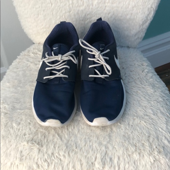 NIKE roche runs - Picture 2 of 3